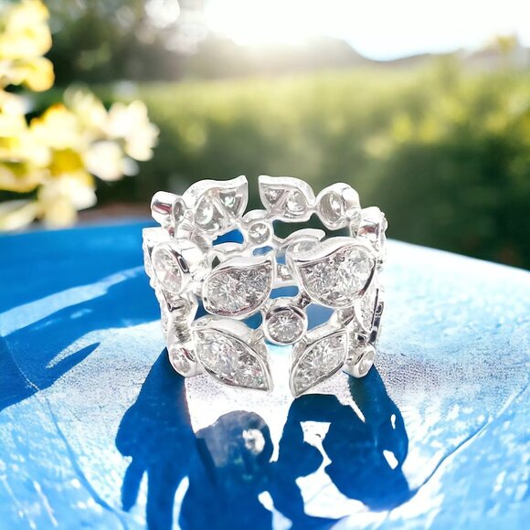 Authentic! Cartier 18k White Gold Diamond Leaf Wide Band Ring Size 53 - Picture 2 of 7